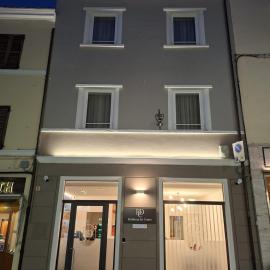 Residenza del Centro，位于法布里亚诺的酒店