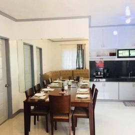 A Unique and Cozy WholeHouse in Babak Samal Island，位于萨马尔的酒店