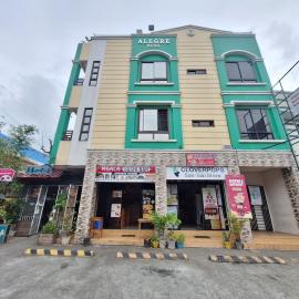 Alegre Building Lipa，位于利帕的酒店