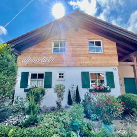 Ferienhaus ALPVERLIEBT Sommer-Hörnerbahnen kostenlos，位于博尔斯特尔朗的酒店