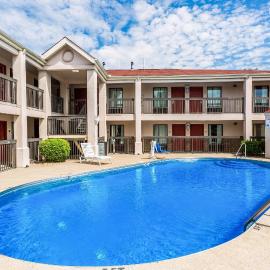Econo Lodge Inn & Suites Murfreesboro Shopping District