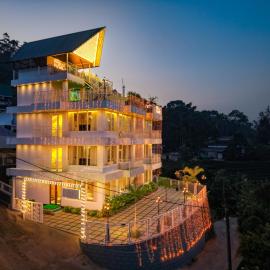 Munnar Peak Paradise，位于德维科拉姆的酒店