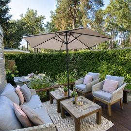 Luxe Chalet met prachtig terras op de Veluwe , veel privacy，位于洪德洛的酒店