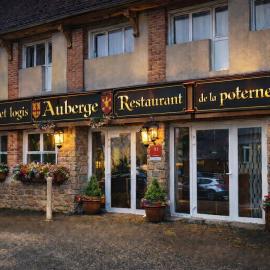 Auberge de la Poterne，位于Moncontour的酒店