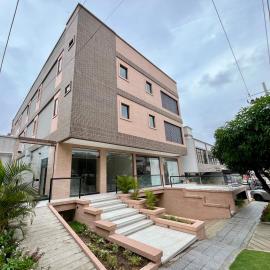 BQ84 Urban Hotel，位于巴兰基亚的酒店
