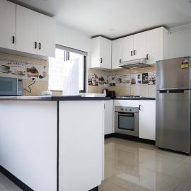 Malhana Apartments，位于Rewasau的酒店