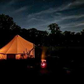 Glamping Royal - View Glamping Zomergem，位于Lievegem的酒店