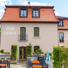 Hotel Löwen,位于兰德尔萨克尔的酒店