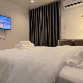 ดิโอโซน THE Ozone，位于Ban Bung Sanan的酒店