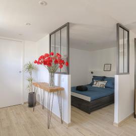 Appartement l'Atelier Les écrins de corbas，位于科尔巴斯的酒店