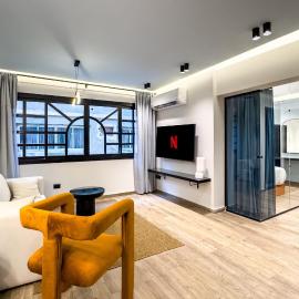 The 2 BDR Sapphire Condo K 5 min to CAI Airport，位于开罗的酒店