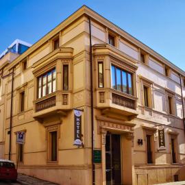 Torrione Hotel,位于雷焦卡拉布里亚的酒店