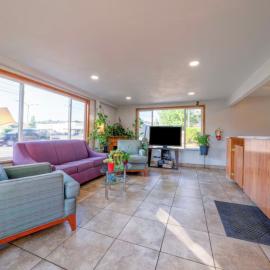 Rama Inn Motel And RV Park，位于Washougal的酒店
