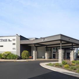DoubleTree by Hilton Providence Airport Warwick，位于沃里克的酒店