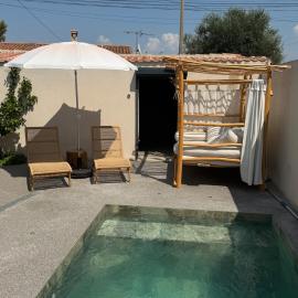 DIGITONE BY GATES Studio cosy pour 4 sans jacuzzi ni rooftop，位于马里尼亚讷的酒店