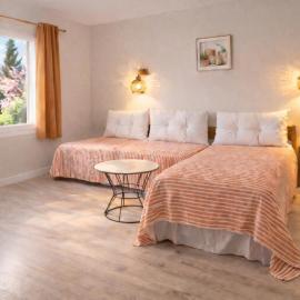Appartement Albizia-Résidence Les Glycines，位于厄热涅莱班的酒店