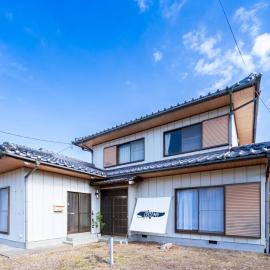 Guesthouse NAMAZU，位于阿南的酒店