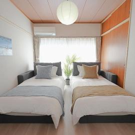 INA HOUSE Higashi-Fuchu 101，位于府中市的酒店