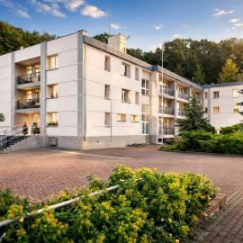 Hotel Olimpik Park，位于斯拉百斯的酒店