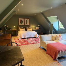 The Studio - a stylish, rural retreat，位于达文特里的酒店