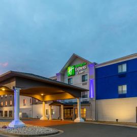 Holiday Inn Express Hotel & Suites Lonoke I-40 by IHG,位于Lonoke的酒店