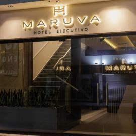 MARUVA Hotel Ejecutivo，位于特科曼的酒店