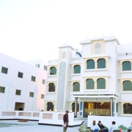 Sugan Hotel and Resort，位于Phalodi的酒店
