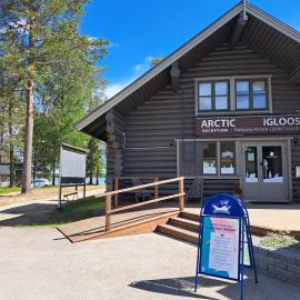 Ranua Resort Camping Ranuanjärvi，位于拉努阿的酒店