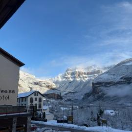 Edelweiss Hotel，位于托尔拉的酒店