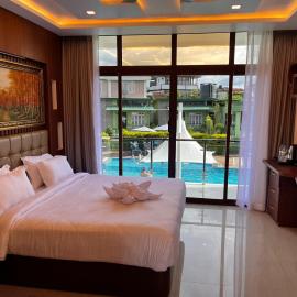 Emmonlang Resort and Restaurant,位于Dingpasoh的酒店