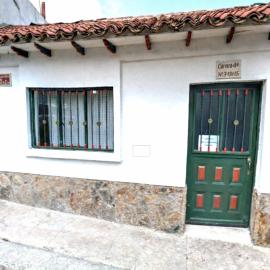 Hospedaje Los recuerdos de Florito Y Leo，位于蒙圭的酒店