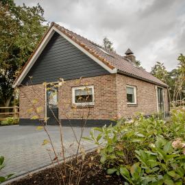Het kleine Landgoed，位于Haarle的酒店