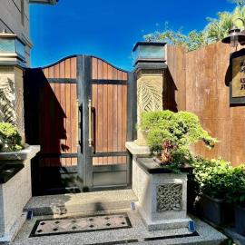 Peeks meet moon gallery & house，位于苗栗市的酒店