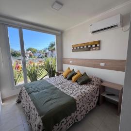 Departamento Termas -PLANTA BAJA- Agua de Vida，位于查哈里的酒店
