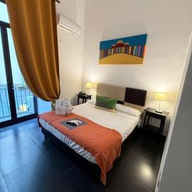 Hotel Plebiscito Aparthotel，位于那不勒斯的酒店