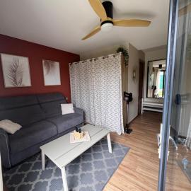 Cosy studio Noha，位于托农莱班的酒店