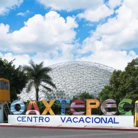 Centro Vacacional Oaxtepec，位于瓦兹特佩克的酒店