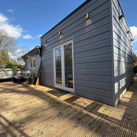 Nieuw Luxe Chalet in Bos met Veel Privacy & Rust!，位于巴勒纳绍的酒店