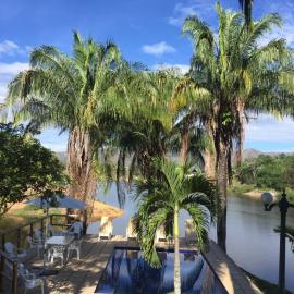 Las Palmas - Casa frente al embalse - Piscina privada - Ideal para grupos y familias，位于普拉多的酒店
