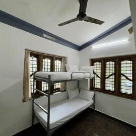 Sreekrishnapuram Family Retreat，位于Karimpuzha的酒店