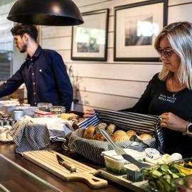 Huskvarna Hotell & Vandrarhem，位于胡斯克瓦纳的酒店