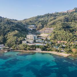 Mythos Palace Resort - Adults Only，位于布卡里的酒店