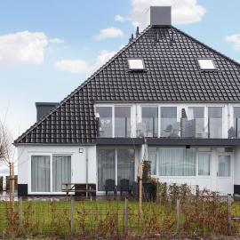 Welcome in - Bovenappartement Paviljoenwei 12-29, Sneek - Offingawier，位于Offingawier的酒店
