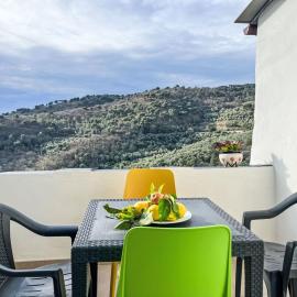 Holiday Home Cà Ninin de Bernà by Interhome，位于Lingueglietta的酒店