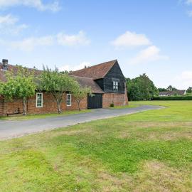 The Barn - Uk49371，位于Send的酒店