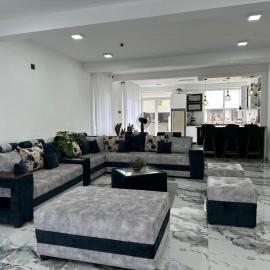 The calm villa，位于Kandana的酒店