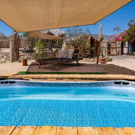 BuenaOnda eco glamping spa & kite spot，位于El Sargento的酒店