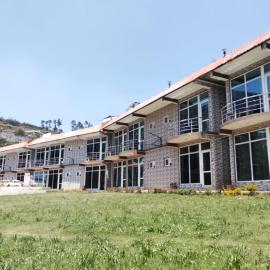 TULIPS VILLAGE RESORTS - A Valley View Abode