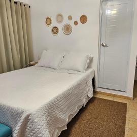 Studio Apt in Añasco Beach 15min drive to Rincon，位于阿尼亚斯科的酒店