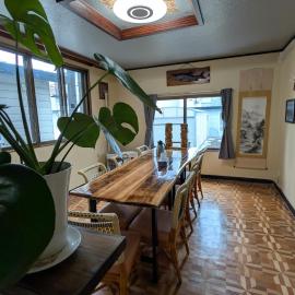 Tokachi Base Camp，位于上富良野町的酒店